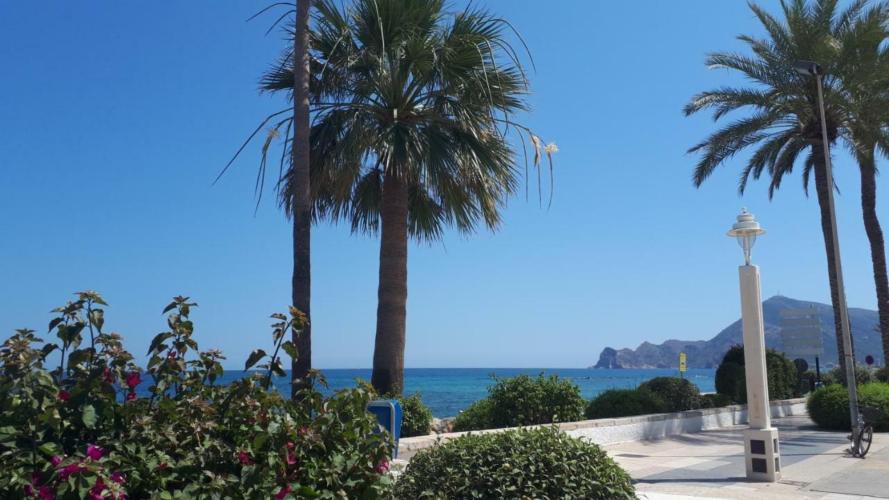 Small Studio Apartment Altea Bagian luar foto